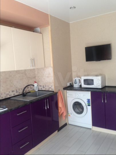 3-к. квартира, 70 м², 1/10 эт.