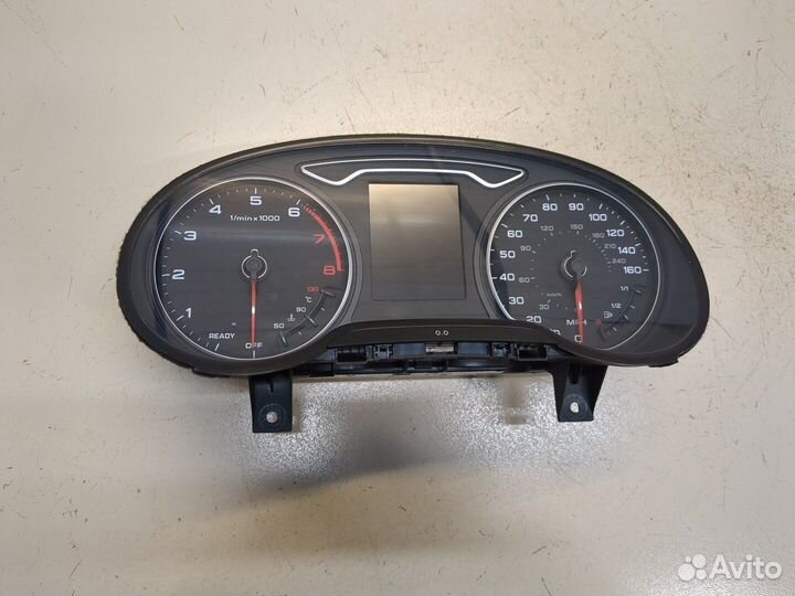 Щиток приборов Audi A3, 2016