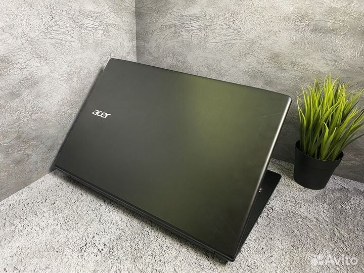 Игровой ноутбук Acer 2 видеокарты