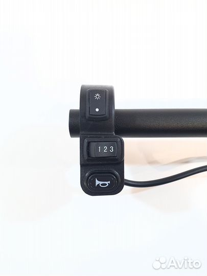 Переключатель на руль 3 в 1 (фара скорость сигнал)