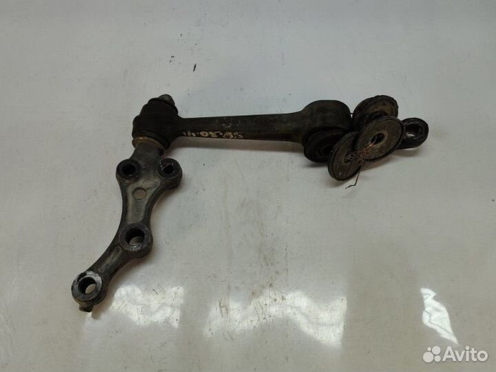 Рычаг подвески нижний передний правый Toyota Vista