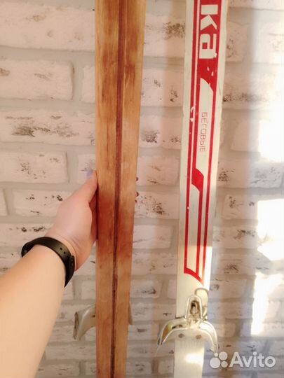 Комплект деревянные лыжи и лыжные ботинки СССР