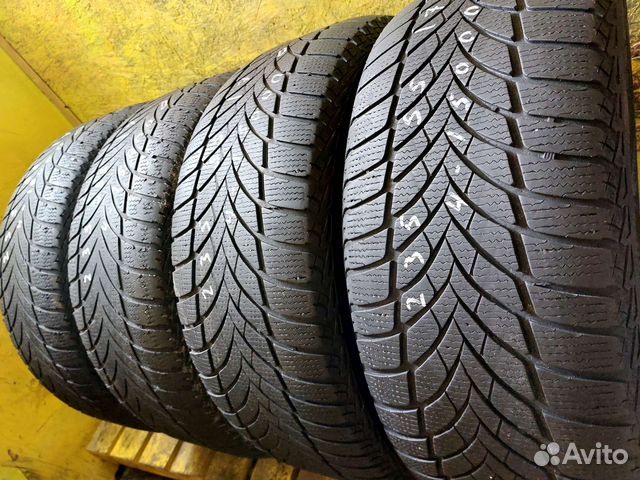 Goodyear UltraGrip Ice 2 235/55 R17 103T