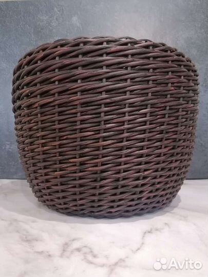 Кашпо из ротанга