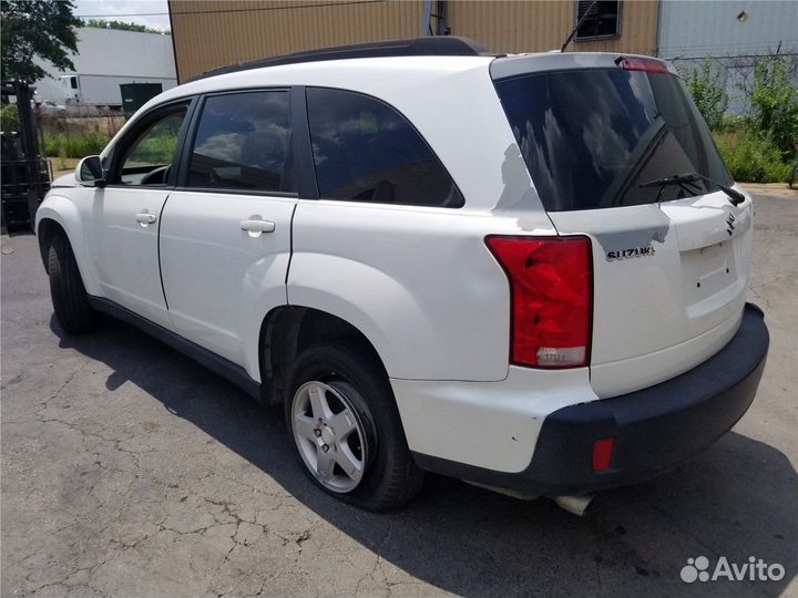 Разбор на запчасти Suzuki XL7