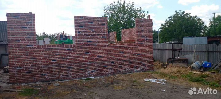 Кладка кирпича