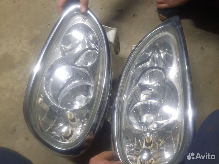 Фары на Волгу 31105
