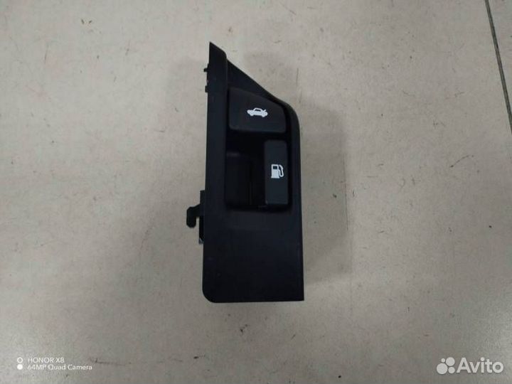 Ручка открывания багажника Toyota Corolla E180 201