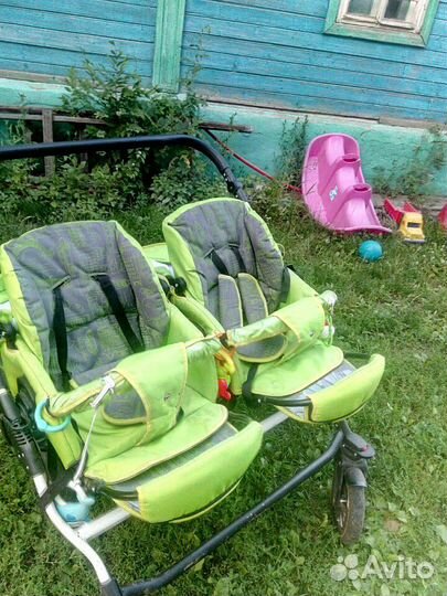 Коляска для двойни