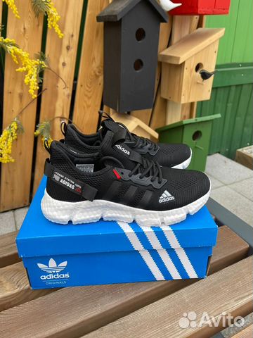 Кроссовки adidas