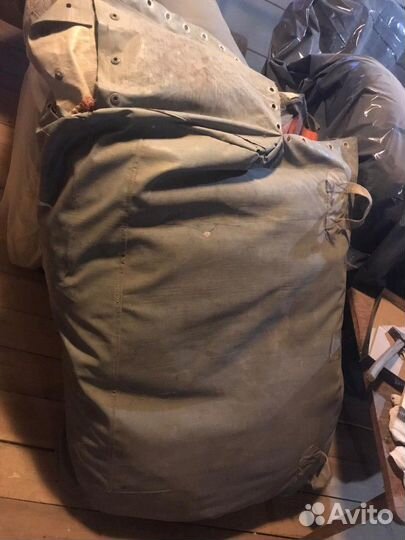 Спасательный плот