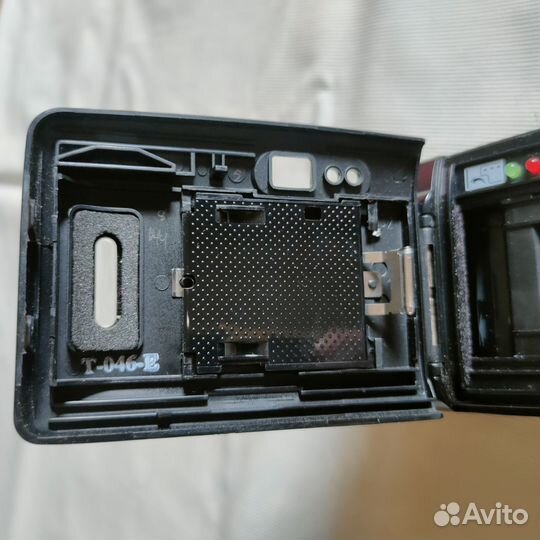 Плёночный фотоаппарат Polaroid