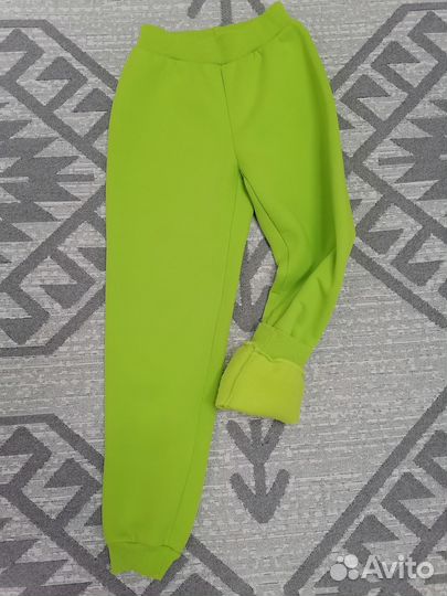 Спорт костюм теплый 152 см