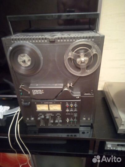 Катушечный магнитофон