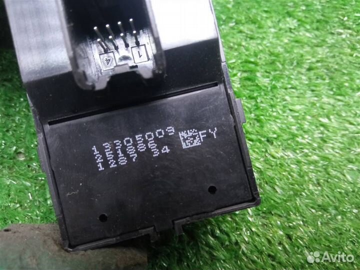 Блок управления стеклоподъемниками Opel Zafira C