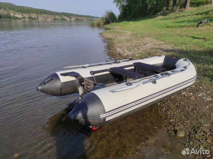 Лодка пвх (надувная) Ривьера 3200 ск