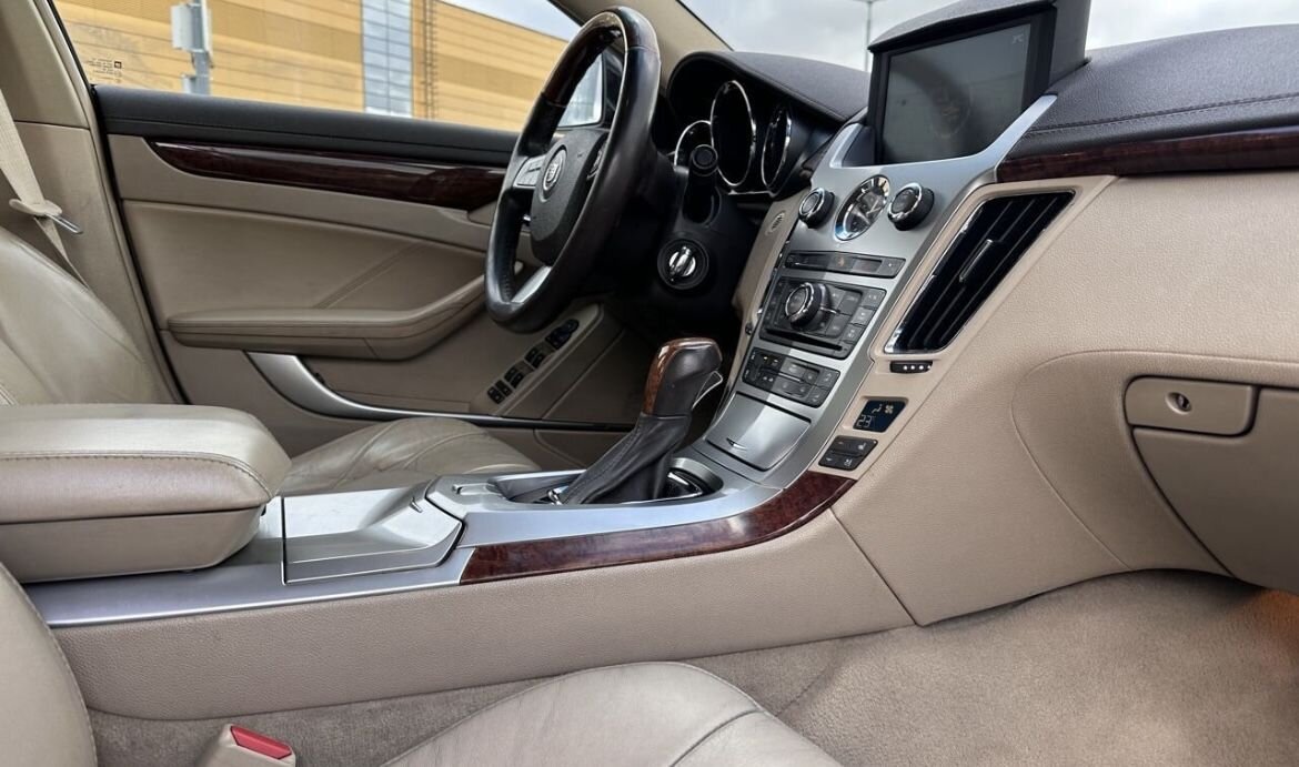 Cadillac CTS: фото владельца
