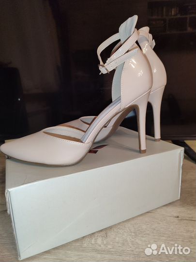 Туфли женские новые 40