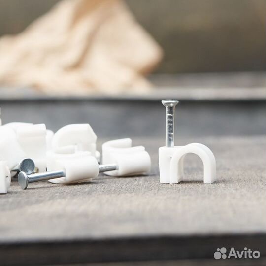 Крепеж кабеля круглый 6мм, белый (50 шт/уп) rexant