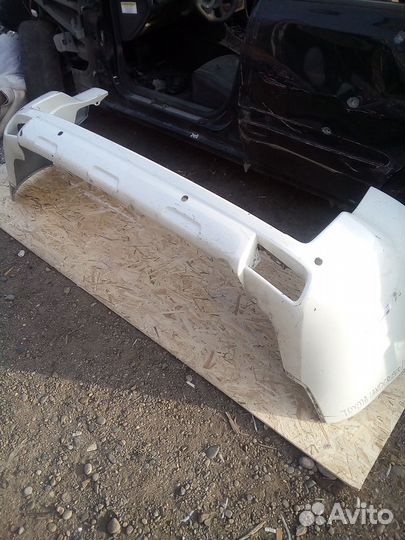 Задний бампер Toyota Land Cruiser Prado 150