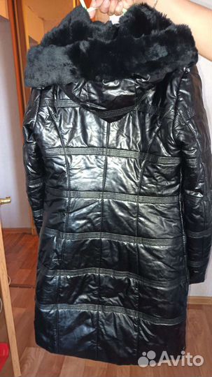 Пуховик женский