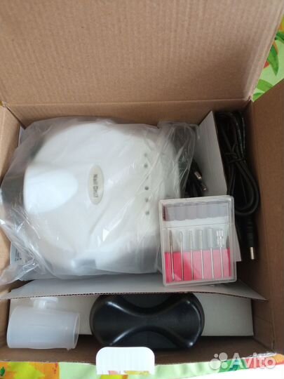 Аппарат для маникюра и педикюра