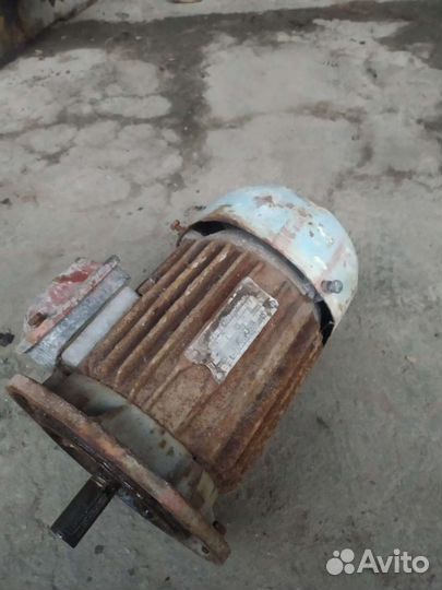 Электродвигатель асинхронный