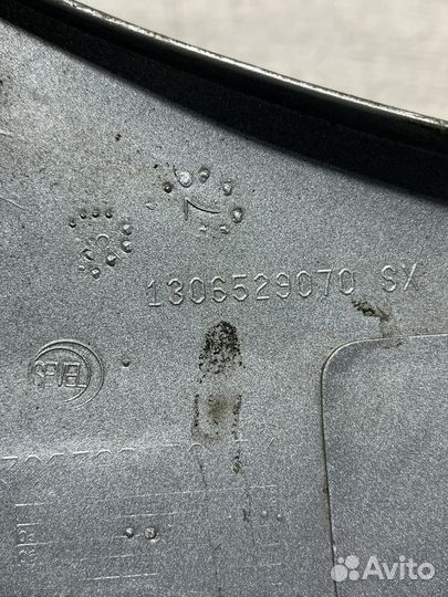 Ресничка под фару левая Пежо Боксер 250