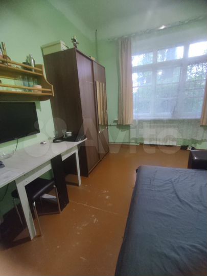 Комната 13 м² в 1-к., 2/4 эт.