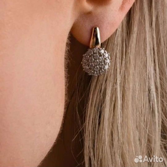 Серебряные серьги с фианитами новые