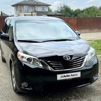 Toyota Sienna 3.5 AT, 2015, 137 263 км, с пробегом, цена 2 250 000 руб.