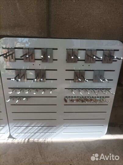 Тач панели с крючками