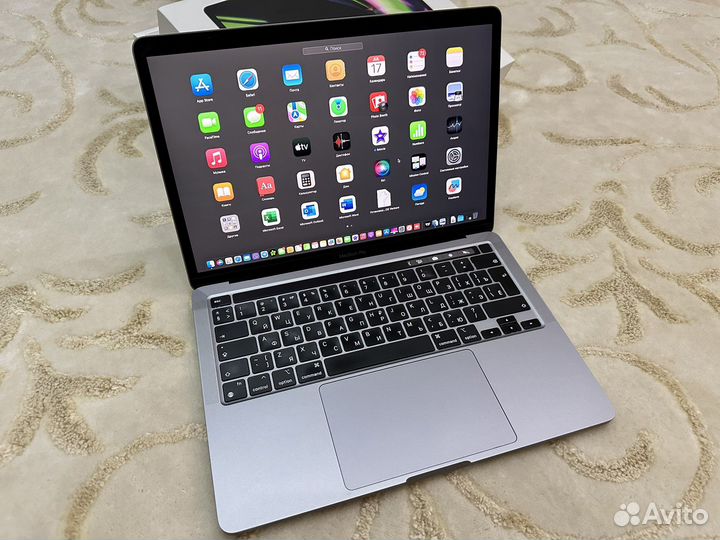 Apple MacBook Pro 13, M1 TBar 8/256 Gb, идеал.сост