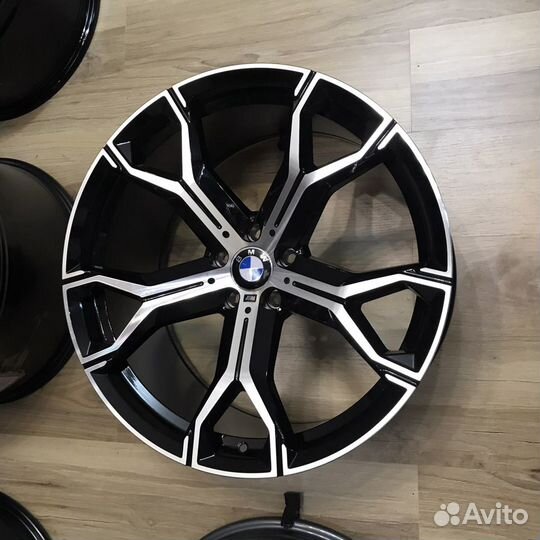 Диски разноширокие R21 BMW