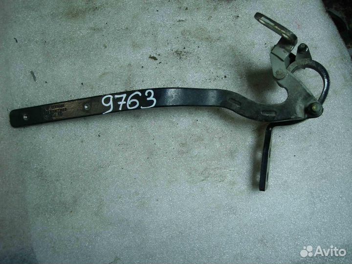 Петля двери Porsche Cayenne 2003-2010