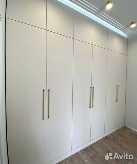 Шкаф стенка