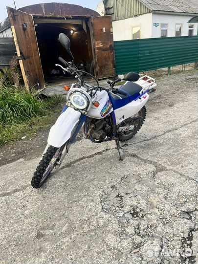 Yamaha TTR250 Raid