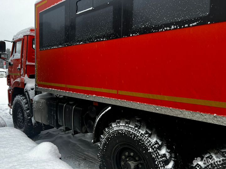 Вахтовый автобус КАМАЗ 42261, 2024