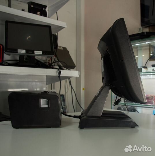 Продаю оборудование 1С