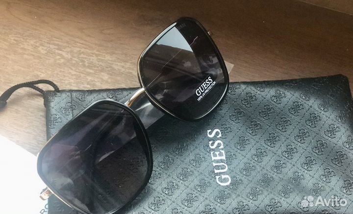 Очки Guess оригинал новые