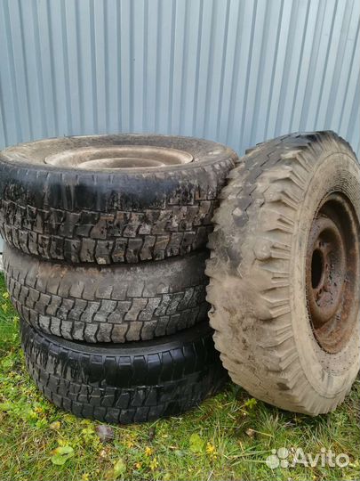 Pirelli Scorpion 235/75 R15