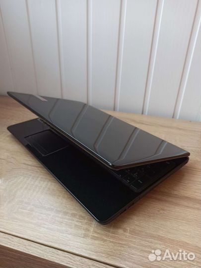 Ноутбук Packard Bell EasyNote TV11HC
