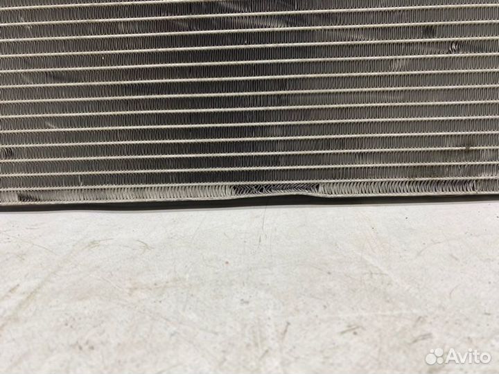 Радиатор кондиционера Volvo Xc60