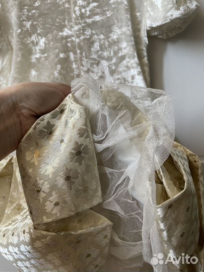 Платье нарядное для девочки 110-116