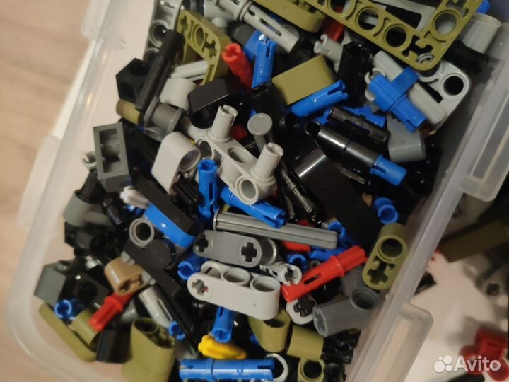 Lego land rover defender(42110) в разборе