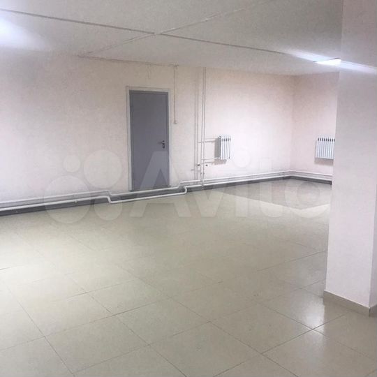 Торговая площадь, 83 м²