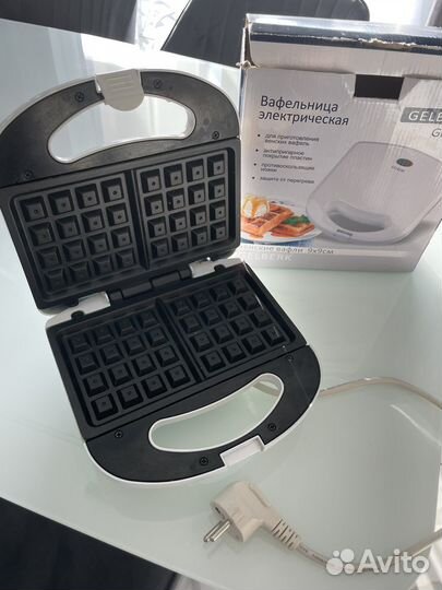 Электрическая вафельница