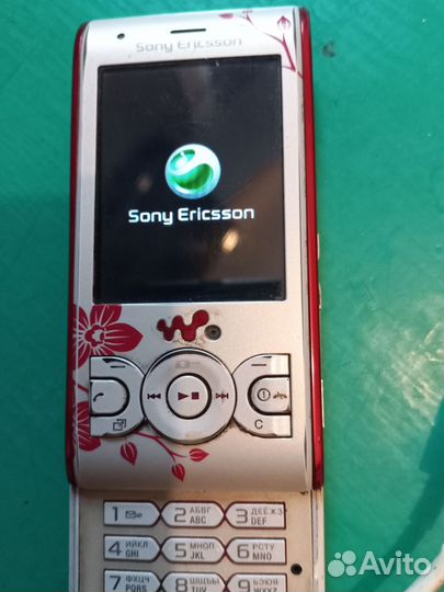 Sony Ericsson W595