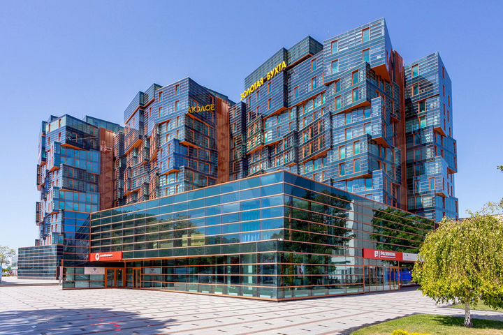 3-к. квартира, 108 м², 3/14 эт.