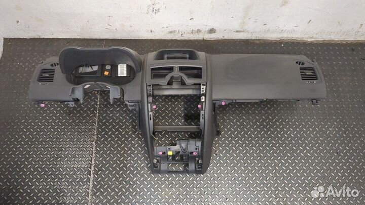 Панель передняя салона Renault Megane 2, 2004